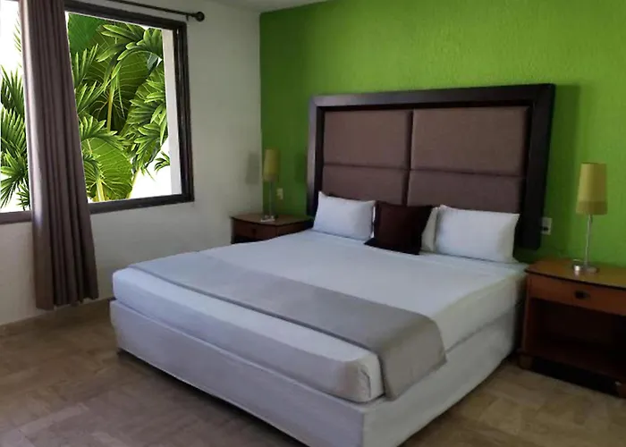 Nirvana Cancun Hotel Zone